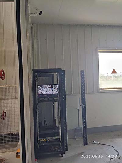 武漢武耀安全玻璃鄭州工廠監(jiān)控安裝、網(wǎng)絡布線工程